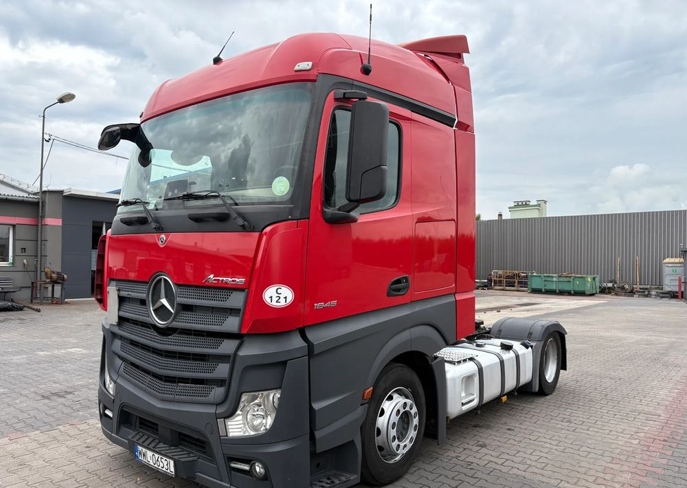 Mercedes-Benz ACTROS 1845 - Тягач: фото 1 Mercedes-Benz ACTROS 1845 - Тягач: фото 1