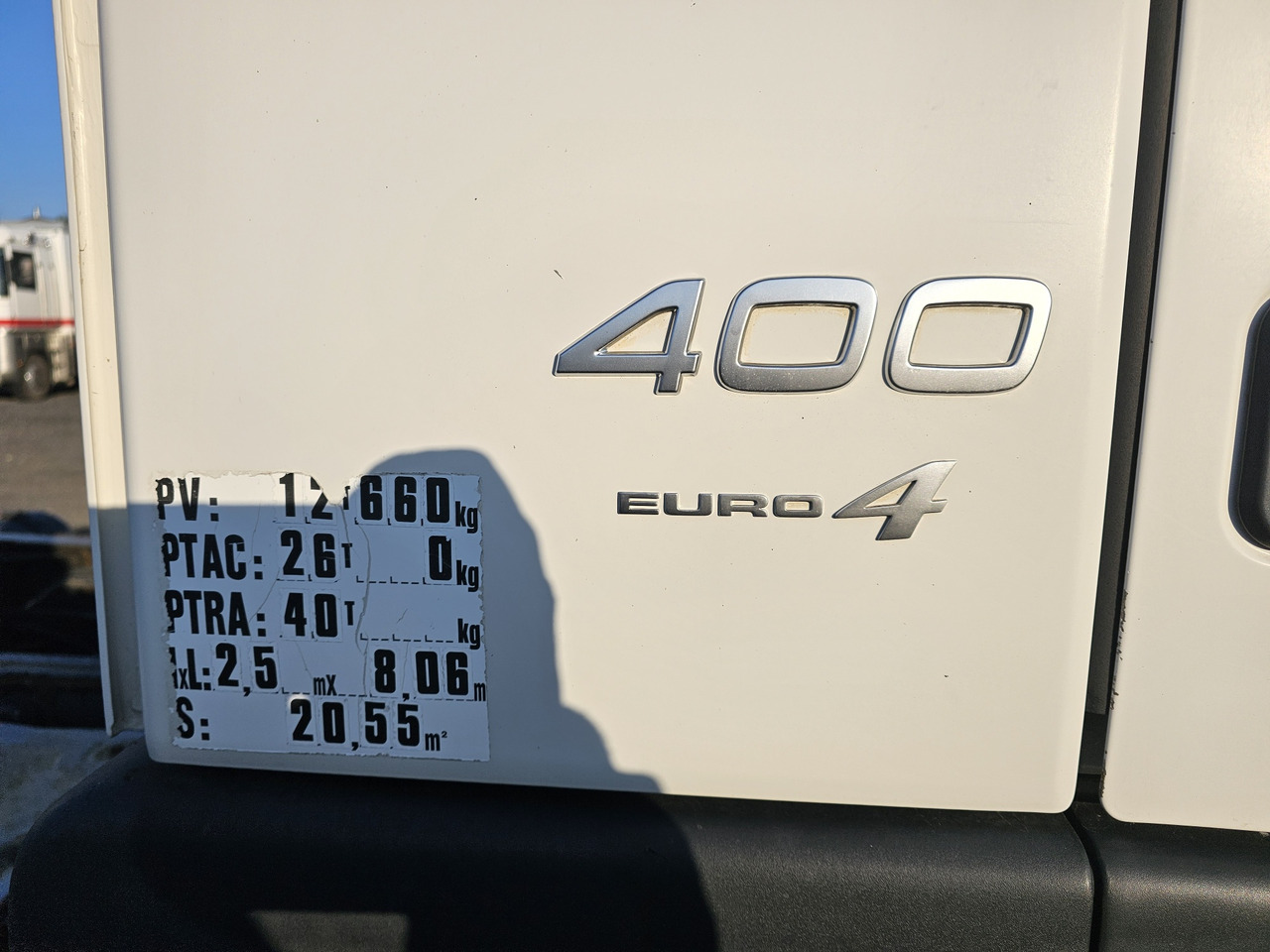 Грузовик-шасси VOLVO FM400: фото 11