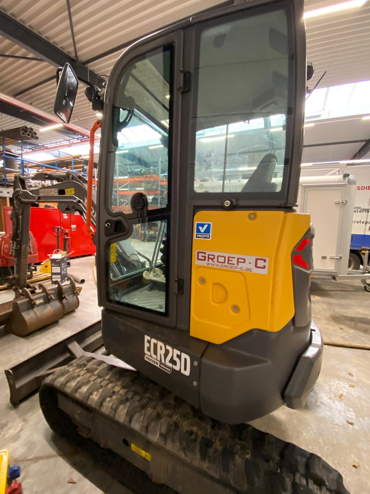 Мини-экскаватор VOLVO ECR25D: фото 17 Мини-экскаватор VOLVO ECR25D: фото 17