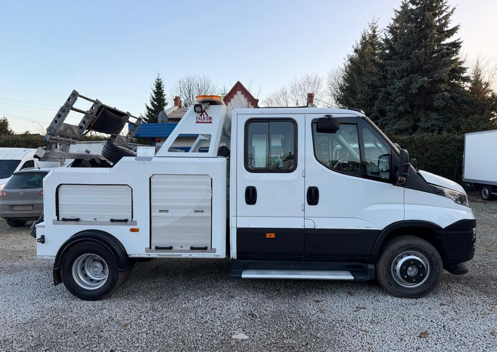 Iveco Daily 70C18 Hi-Matic Pomoc drogowa Holownik 2019r - Эвакуатор: фото 4 Iveco Daily 70C18 Hi-Matic Pomoc drogowa Holownik 2019r - Эвакуатор: фото 4