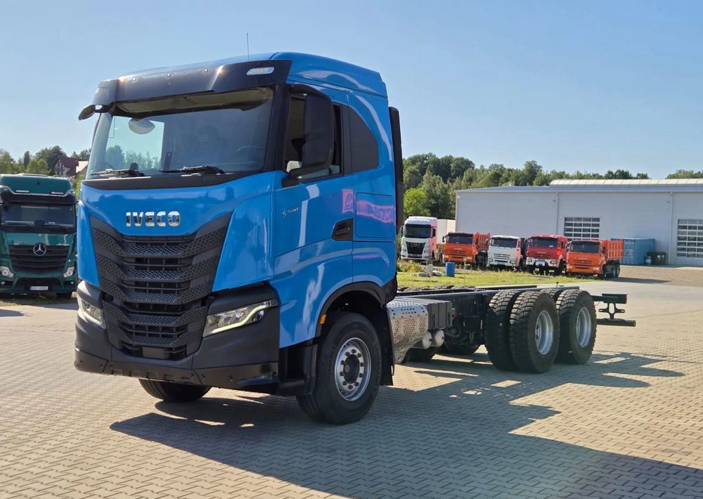 Iveco S-WAY - Грузовик-шасси: фото 1 Iveco S-WAY - Грузовик-шасси: фото 1