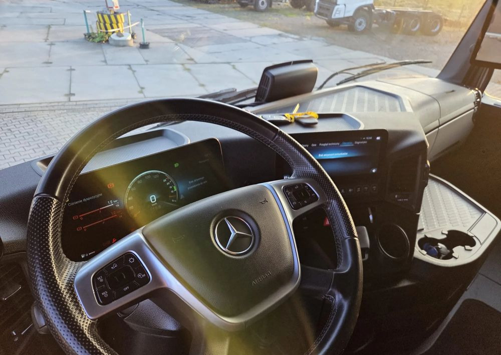 Mercedes-Benz Actros 1845/ Retarder olejowy/Klima Postojowa / Aktywny tempomat ACC/ - Тягач: фото 5 Mercedes-Benz Actros 1845/ Retarder olejowy/Klima Postojowa / Aktywny tempomat ACC/ - Тягач: фото 5