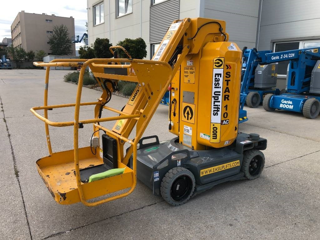 Haulotte Star 10 - Вертикальный мачтовый подъемник: фото 2 Haulotte Star 10 - Вертикальный мачтовый подъемник: фото 2