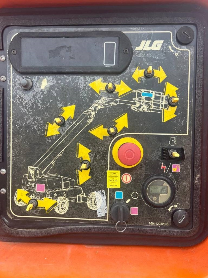 JLG 1500 SJP - Телескопический подъемник: фото 3 JLG 1500 SJP - Телескопический подъемник: фото 3