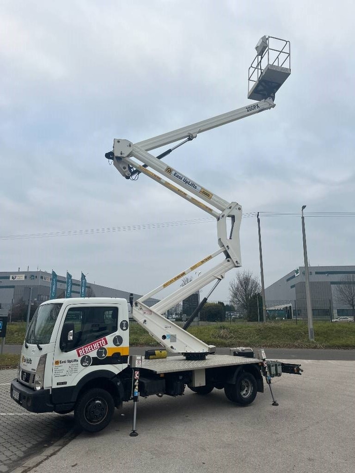 Nissan GSR B200PX - Вертикальный мачтовый подъемник: фото 1 Nissan GSR B200PX - Вертикальный мачтовый подъемник: фото 1