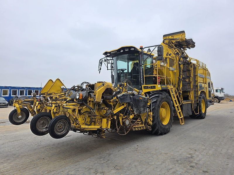 ROPA Ropa Panther 2 - Свеклоуборочный комбайн: фото 1 ROPA Ropa Panther 2 - Свеклоуборочный комбайн: фото 1