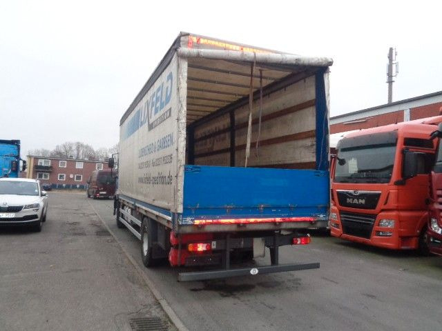 DAF CF 18.290, Euro 6, deut. Auto, Mit Bett - Тентованный грузовик: фото 5 DAF CF 18.290, Euro 6, deut. Auto, Mit Bett - Тентованный грузовик: фото 5