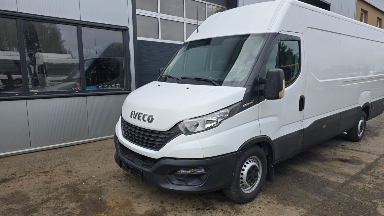 IVECO 35-160 HIMATIC - Цельнометаллический фургон: фото 1 IVECO 35-160 HIMATIC - Цельнометаллический фургон: фото 1