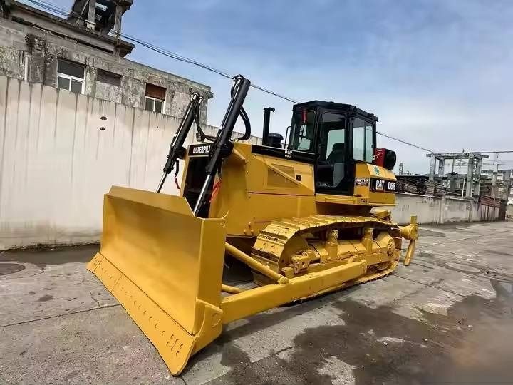 CAT D 6 R - Бульдозер: фото 3 CAT D 6 R - Бульдозер: фото 3