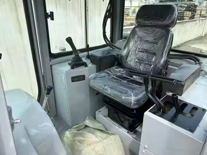 Бульдозер CAT D 6 R: фото 7 Бульдозер CAT D 6 R: фото 7