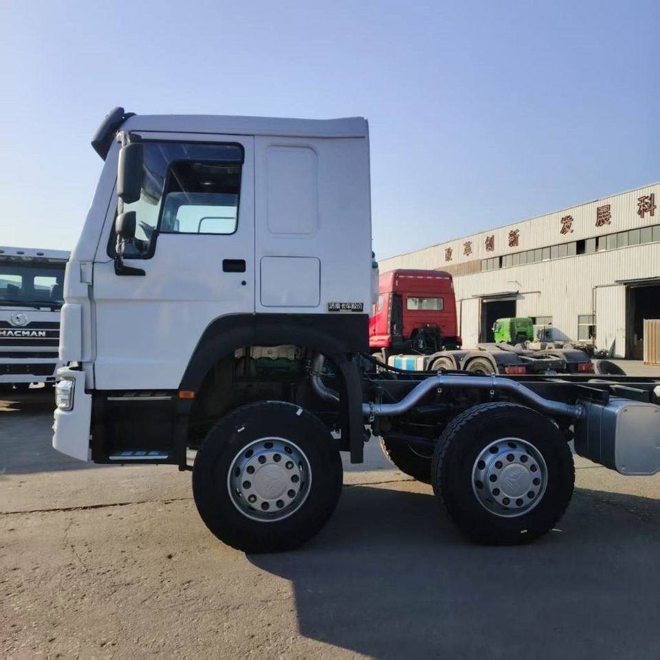 Грузовик-шасси Howo 371: фото 8