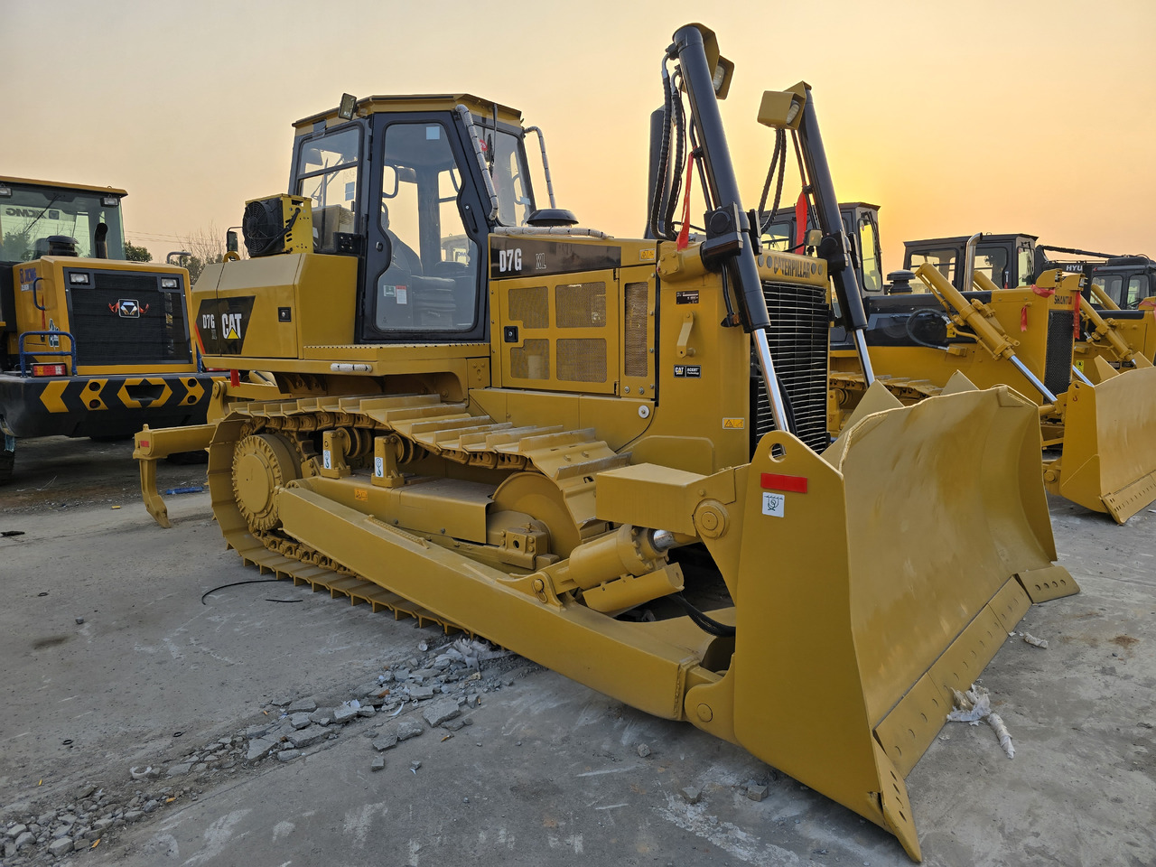 Бульдозер CAT D7G: фото 1