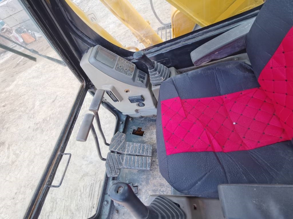 Hyundai R225LC-7 - Гусеничный экскаватор: фото 5 Hyundai R225LC-7 - Гусеничный экскаватор: фото 5