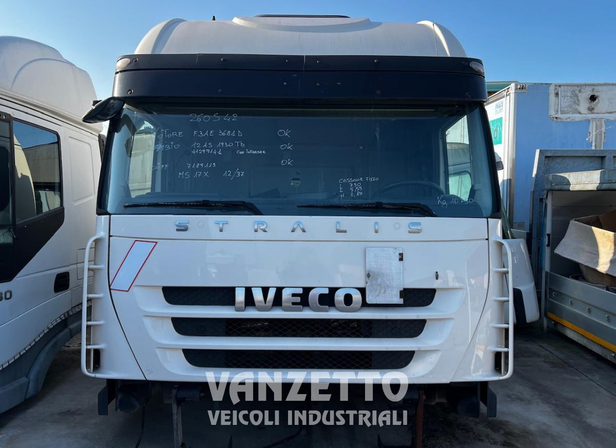 CABINA IVECO STRALIS - Кабина для Грузовиков: фото 2 CABINA IVECO STRALIS - Кабина для Грузовиков: фото 2