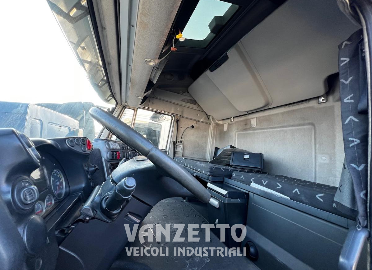 CABINA IVECO STRALIS - Кабина для Грузовиков: фото 5 CABINA IVECO STRALIS - Кабина для Грузовиков: фото 5