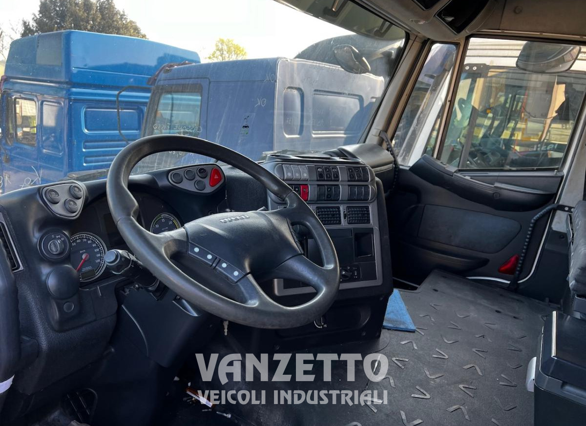 CABINA IVECO STRALIS - Кабина для Грузовиков: фото 4 CABINA IVECO STRALIS - Кабина для Грузовиков: фото 4