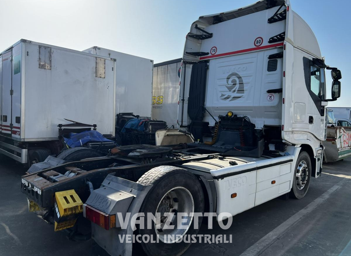 CABINA STRALIS 500 - Кабина для Грузовиков: фото 4 CABINA STRALIS 500 - Кабина для Грузовиков: фото 4