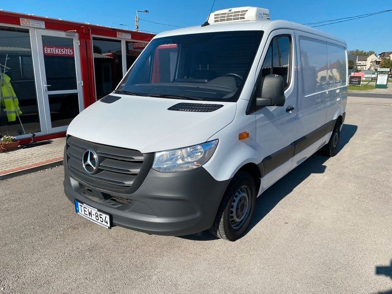 Mercedes-Benz Sprinter III Kasten FWD 211/215 CDI FWD L2 - Малотоннажный рефрижератор: фото 2 Mercedes-Benz Sprinter III Kasten FWD 211/215 CDI FWD L2 - Малотоннажный рефрижератор: фото 2