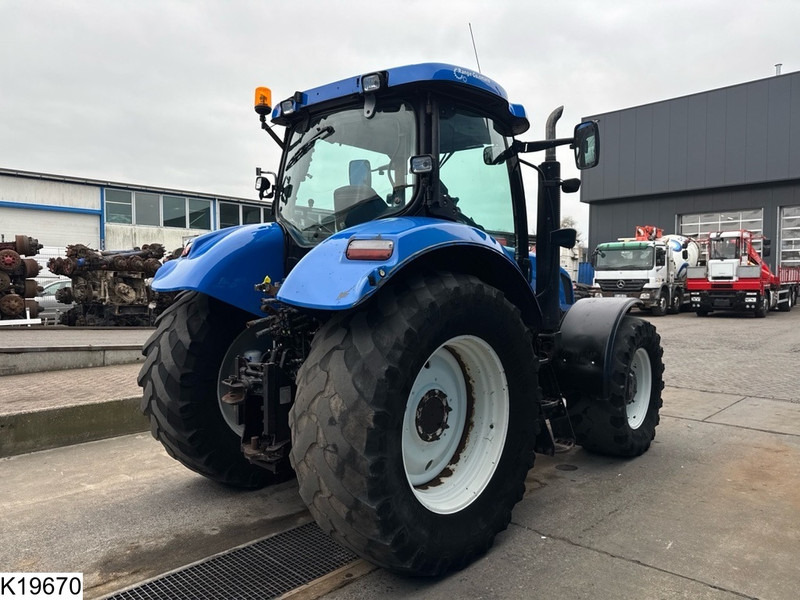 New Holland T6080 - Трактор: фото 3 New Holland T6080 - Трактор: фото 3