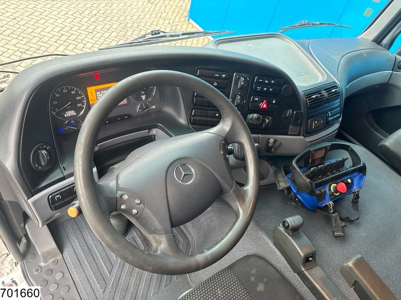 Mercedes-Benz Actros 1836 EURO 5, Fassi, Remote - Тягач: фото 5 Mercedes-Benz Actros 1836 EURO 5, Fassi, Remote - Тягач: фото 5