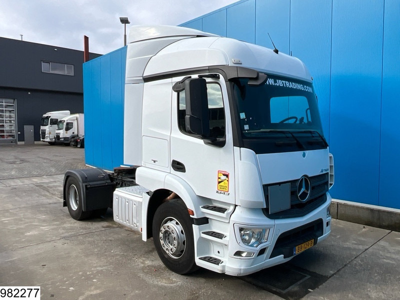 Mercedes-Benz Actros 1843 EURO 6 - Тягач: фото 4 Mercedes-Benz Actros 1843 EURO 6 - Тягач: фото 4