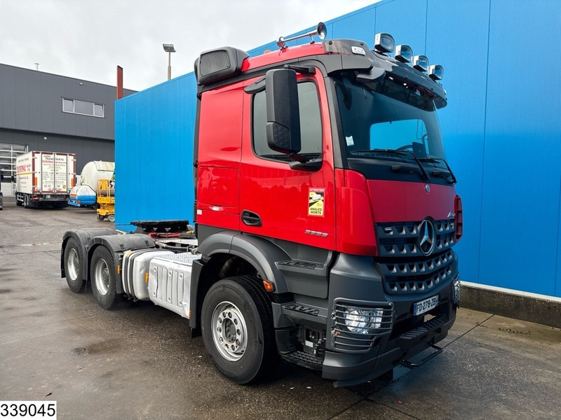 Mercedes-Benz Arocs 3353 6x4, EURO 6, Retarder, Hydraulic - Тягач: фото 3 Mercedes-Benz Arocs 3353 6x4, EURO 6, Retarder, Hydraulic - Тягач: фото 3