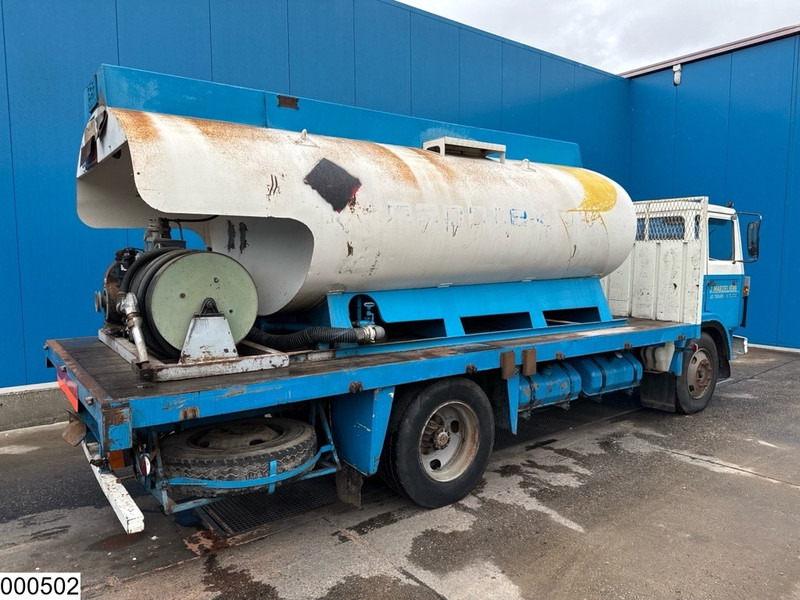 Volvo F 614 Manual, Steel suspension, Fuel, 8000 L - Грузовик-цистерна: фото 2 Volvo F 614 Manual, Steel suspension, Fuel, 8000 L - Грузовик-цистерна: фото 2