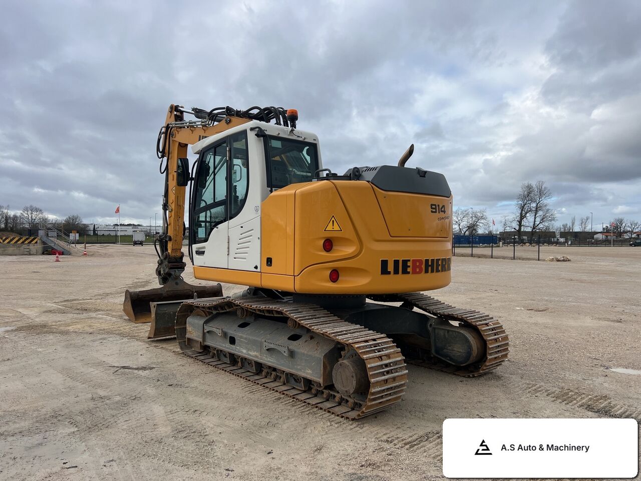Liebherr R914 Compact S - Гусеничный экскаватор: фото 3 Liebherr R914 Compact S - Гусеничный экскаватор: фото 3
