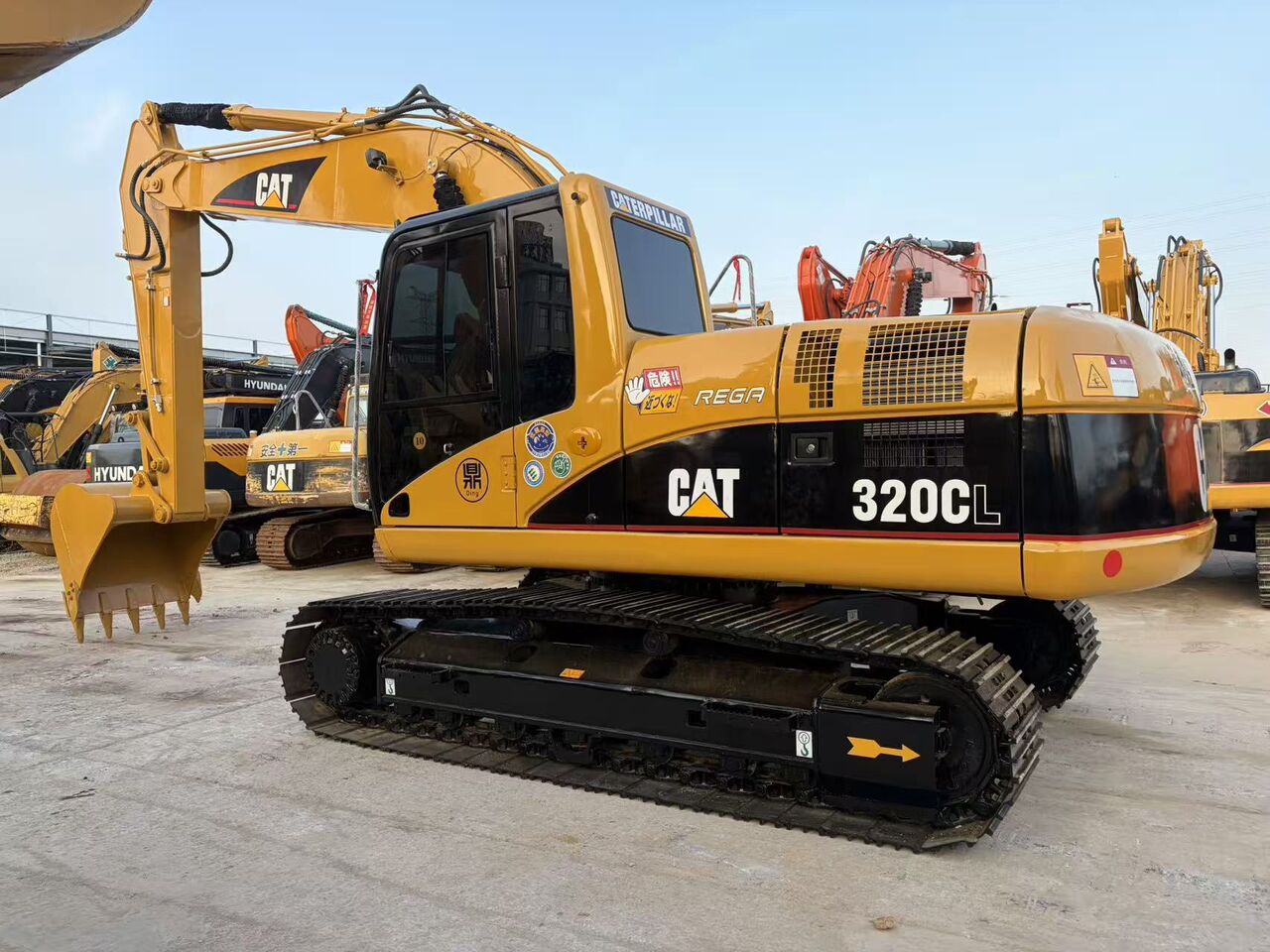 CAT 320CL Intercooled engine - Экскаватор: фото 1 CAT 320CL Intercooled engine - Экскаватор: фото 1