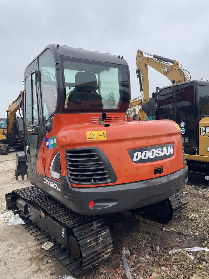 DOOSAN DX60 - Мини-экскаватор: фото 5 DOOSAN DX60 - Мини-экскаватор: фото 5