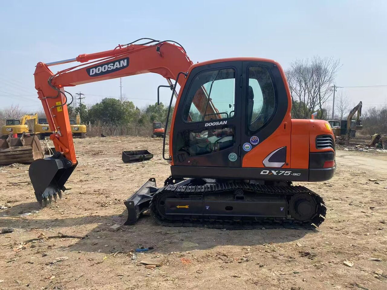 DOOSAN DX75 - Мини-экскаватор: фото 1 DOOSAN DX75 - Мини-экскаватор: фото 1