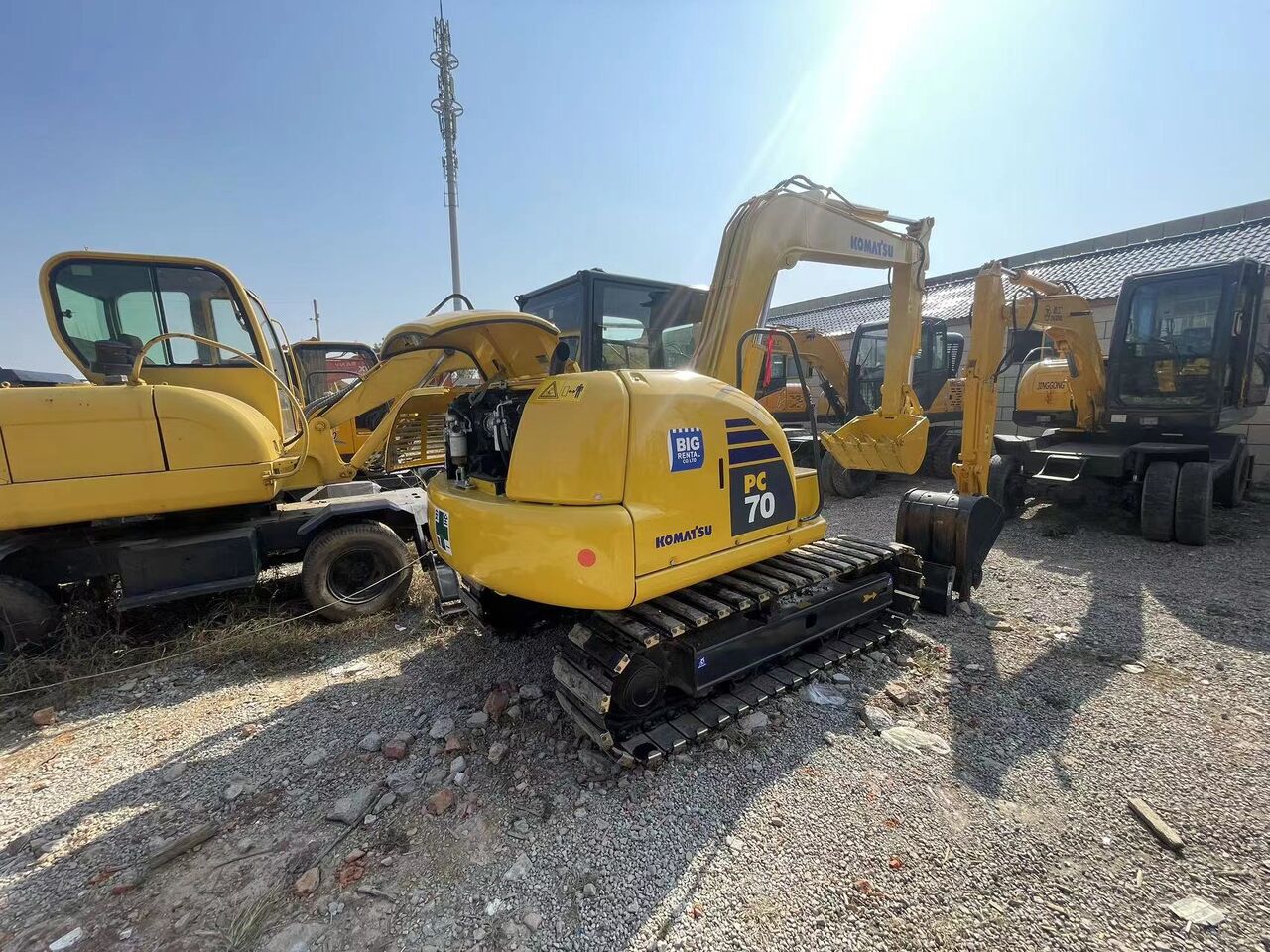 KOMATSU PC70 - Мини-экскаватор: фото 2 KOMATSU PC70 - Мини-экскаватор: фото 2