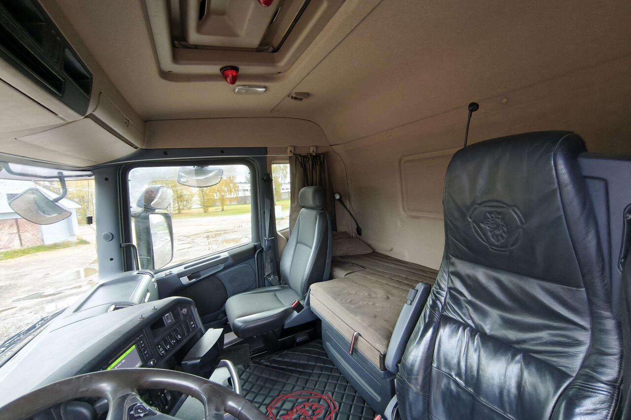 Самосвал Scania R560: фото 13 Самосвал Scania R560: фото 13