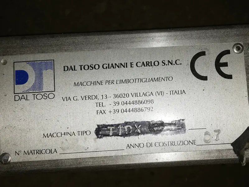 Used Capping Machine DAL TOSO T1DX 2000 bph - Упаковочное оборудование: фото 2 Used Capping Machine DAL TOSO T1DX 2000 bph - Упаковочное оборудование: фото 2
