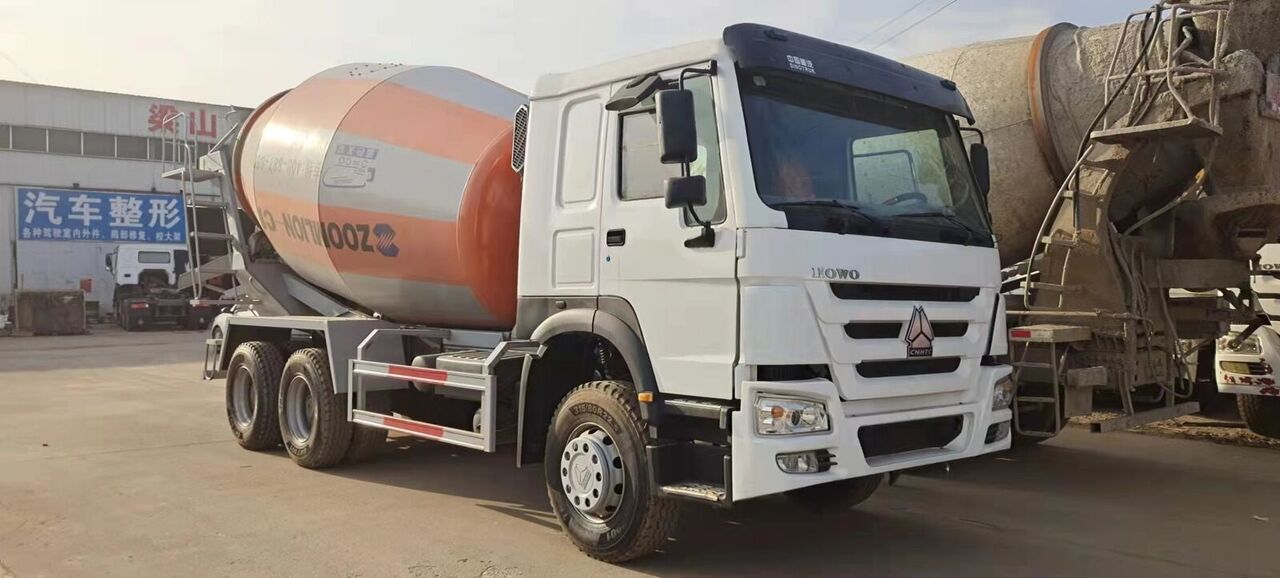 Howo - Автобетоносмеситель: фото 3 Howo - Автобетоносмеситель: фото 3