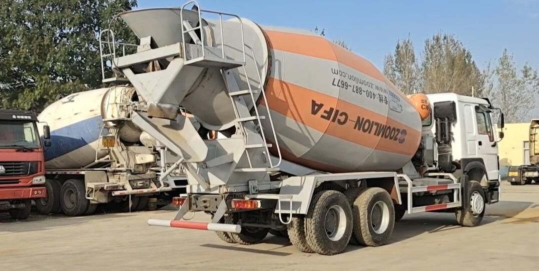 Howo - Автобетоносмеситель: фото 3 Howo - Автобетоносмеситель: фото 3