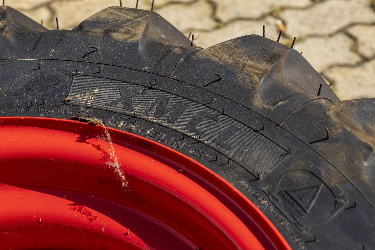 Michelin 280/80 R18 XMCL - Шины и диски для Тракторов: фото 4 Michelin 280/80 R18 XMCL - Шины и диски для Тракторов: фото 4