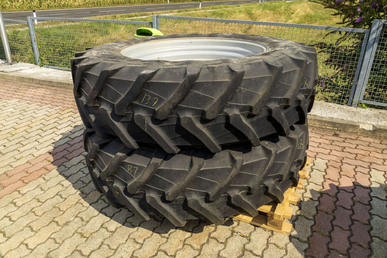 Trelleborg 420/85 R38 TM600 /16,9 R38 - Шины и диски для Тракторов: фото 1 Trelleborg 420/85 R38 TM600 /16,9 R38 - Шины и диски для Тракторов: фото 1