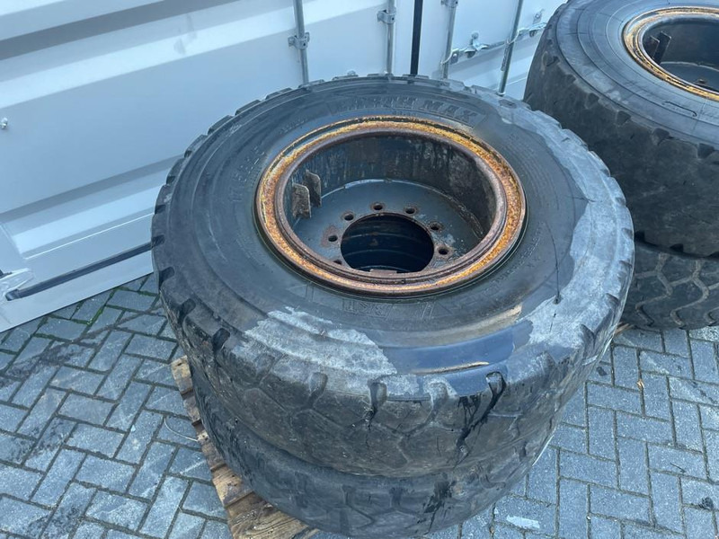 Ahlmann AZ14-BKT 17.5R25-Tire/Reifen/Band - Шины и диски для Строительной техники: фото 2 Ahlmann AZ14-BKT 17.5R25-Tire/Reifen/Band - Шины и диски для Строительной техники: фото 2