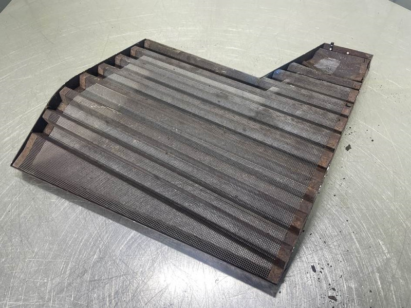 Ahlmann AZ150-4180101A-Hood/Haube/Seitengitter/Kap - Рама/ Шасси для Строительной техники: фото 4 Ahlmann AZ150-4180101A-Hood/Haube/Seitengitter/Kap - Рама/ Шасси для Строительной техники: фото 4