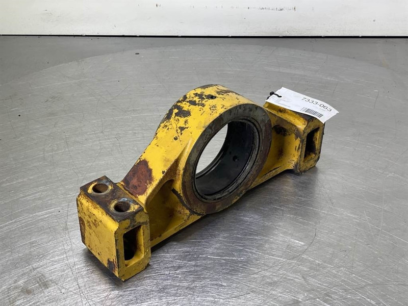 Cat 924G-128-0219-Axle bearing block/Lagerblock - Ось и запчасти для Строительной техники: фото 2 Cat 924G-128-0219-Axle bearing block/Lagerblock - Ось и запчасти для Строительной техники: фото 2