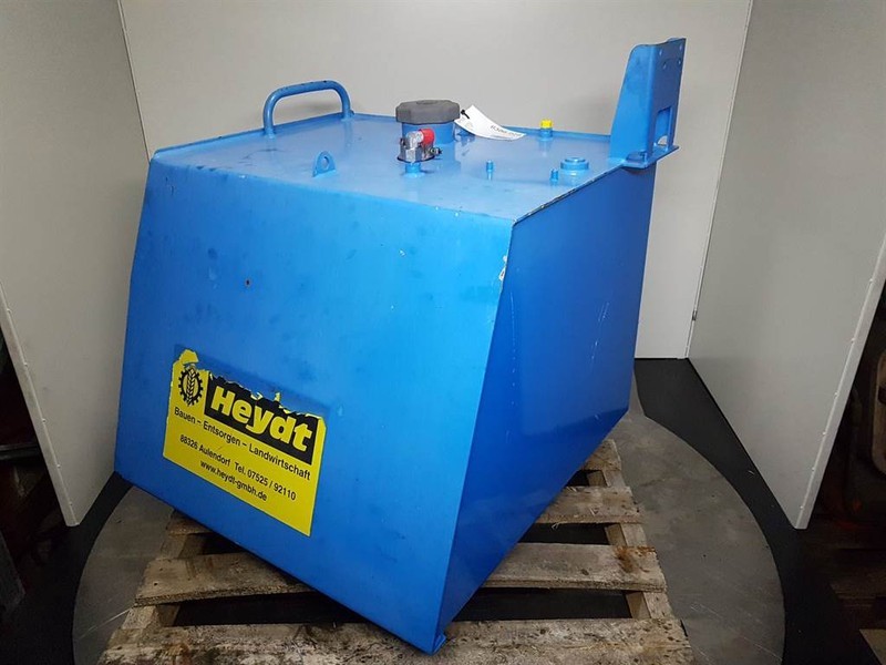 Fuchs MHL320-Terex 6732014000-Fuel tank/Kraftstofftank - Рама/ Шасси для Строительной техники: фото 4 Fuchs MHL320-Terex 6732014000-Fuel tank/Kraftstofftank - Рама/ Шасси для Строительной техники: фото 4