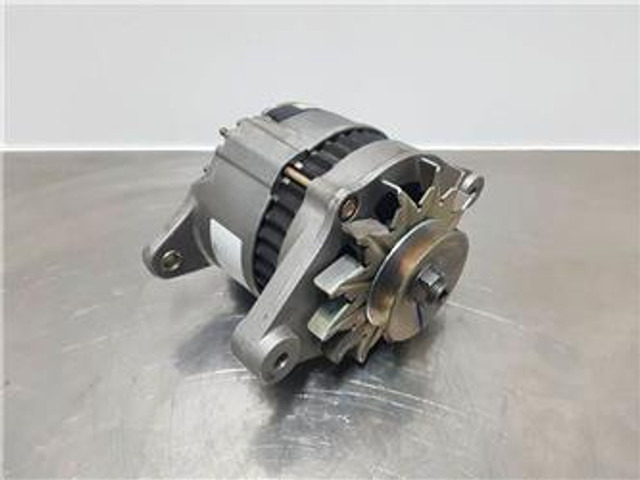 Hitachi 14V 55A-Alternator/Lichtmaschine/Dynamo - Двигатель для Строительной техники: фото 1 Hitachi 14V 55A-Alternator/Lichtmaschine/Dynamo - Двигатель для Строительной техники: фото 1