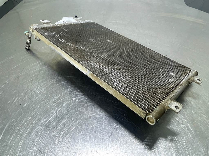 Hyundai HL757-7A-A2W01133-Airco condenser/Klimakondensator - Рама/ Шасси для Строительной техники: фото 4 Hyundai HL757-7A-A2W01133-Airco condenser/Klimakondensator - Рама/ Шасси для Строительной техники: фото 4