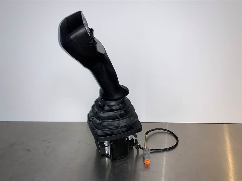 JLG 3006H-Elobau-J4C6ASS00GA0065J-Joystick - Электрическая система для Строительной техники: фото 2 JLG 3006H-Elobau-J4C6ASS00GA0065J-Joystick - Электрическая система для Строительной техники: фото 2