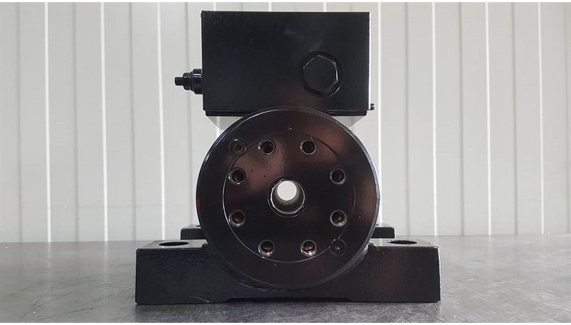 JLG - Helac L20-15-S - Rotary actuator/Drehantrieb - Гидравлика: фото 4 JLG - Helac L20-15-S - Rotary actuator/Drehantrieb - Гидравлика: фото 4