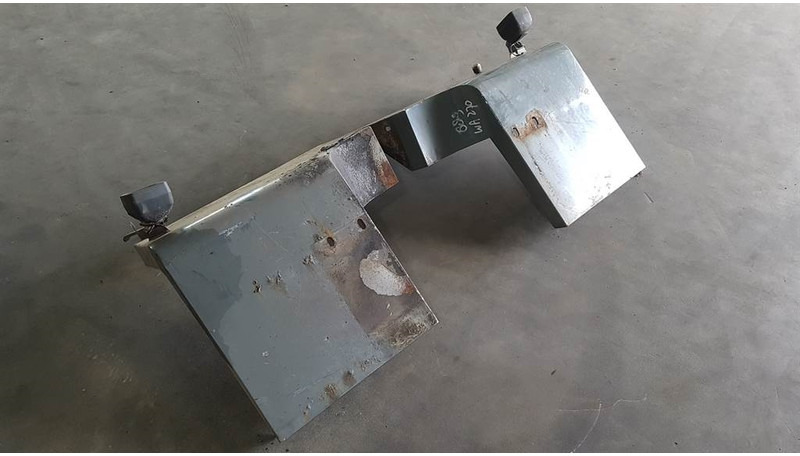 Komatsu WA 270 - 3 - Fender/Kotflügel/Spatbord - Крыло для Строительной техники: фото 4 Komatsu WA 270 - 3 - Fender/Kotflügel/Spatbord - Крыло для Строительной техники: фото 4