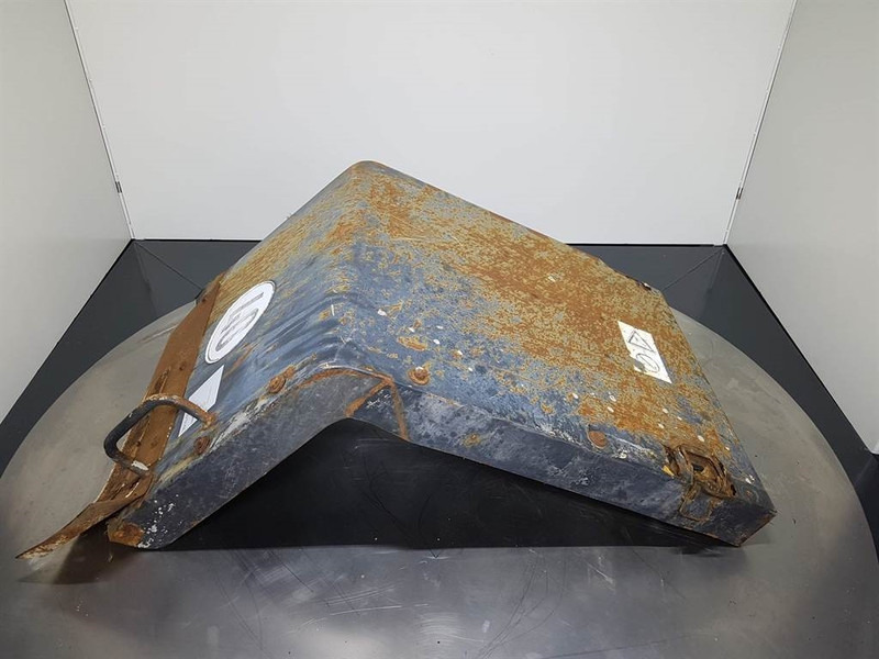 Komatsu WA 320 - 5H - Fender/Kotflügel/Spatbord - Крыло для Строительной техники: фото 1 Komatsu WA 320 - 5H - Fender/Kotflügel/Spatbord - Крыло для Строительной техники: фото 1