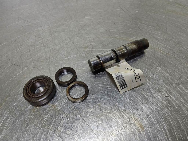 Kramer 512-Steering pivot pin/Achsschenkelbolzen/Fuseepen - Ось и запчасти для Строительной техники: фото 3 Kramer 512-Steering pivot pin/Achsschenkelbolzen/Fuseepen - Ось и запчасти для Строительной техники: фото 3