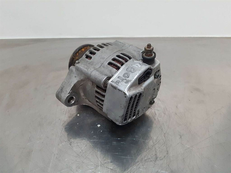 Kubota 12V 30A - Alternator/Lichtmaschine/Dynamo - Двигатель для Строительной техники: фото 4 Kubota 12V 30A - Alternator/Lichtmaschine/Dynamo - Двигатель для Строительной техники: фото 4